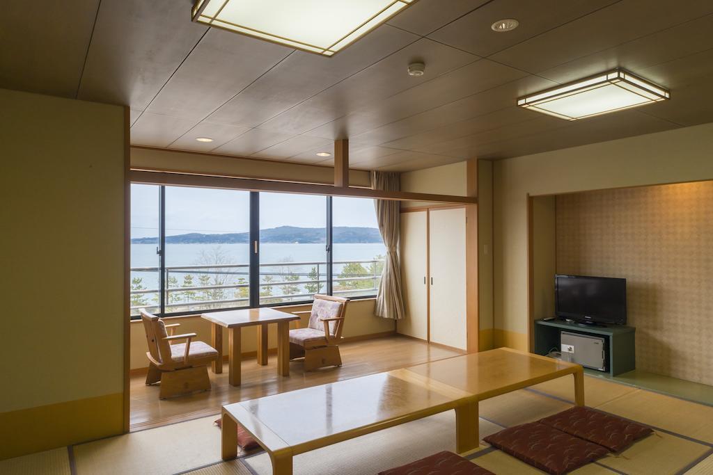 Hamazuru Hotel Nanao Luaran gambar